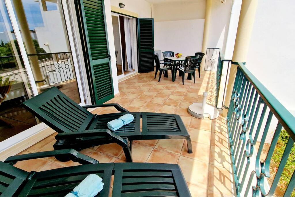 Jasmine Apartment Next To Meia Praia Beach Лагуш Екстер'єр фото